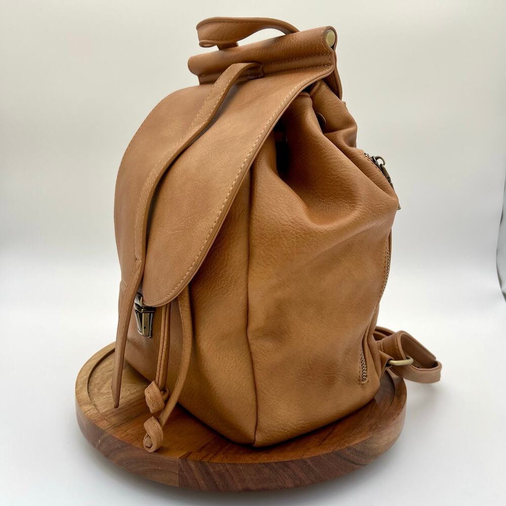 Antik Kraft Stephanie Backpack Tan Vegan Leather Bucket Crossbody Bag Top Handle - Picture 5 of 15